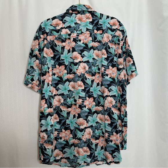 Rails Carson Tropical Shadow button shirt - Picture 7 of 7